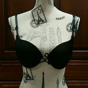 Like new padded 34C black bra